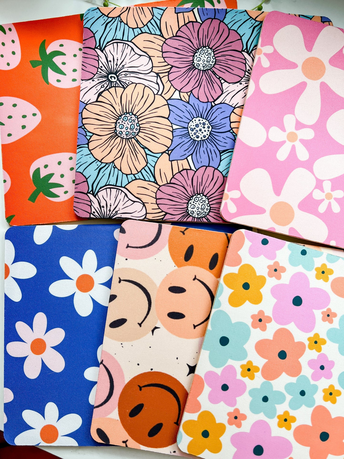 Pink & White Daisies Mouse Pad