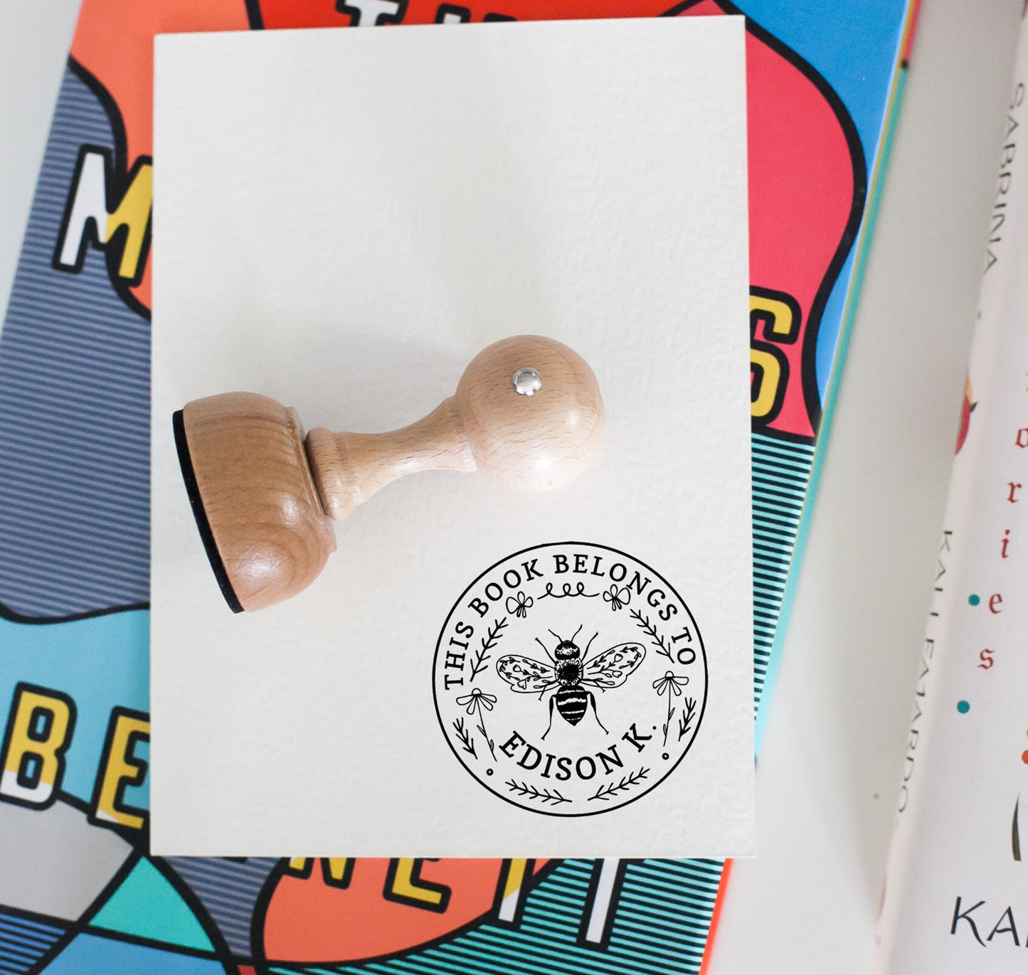 Customized Bee Home Library Stamp, This Book Belongs to Stamp, Christmas Gifts for Bookworms, Bee Rubber Stamp, Stamps for Bookworms