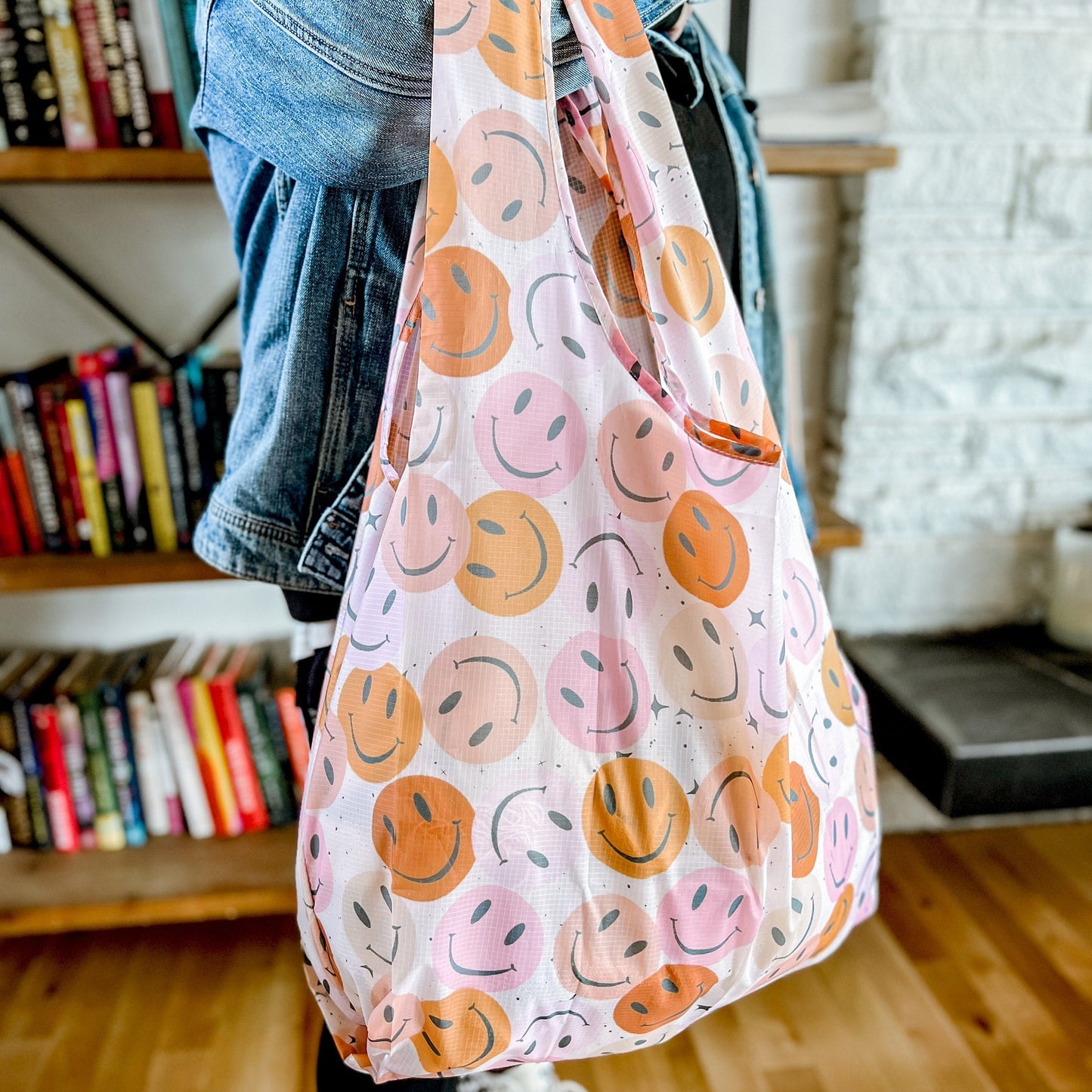 Smiley Face Tote, Reusable Bag, Oversized Foldable Bag, Grocery Tote, Eco-Friendly Bags, Post Office Tote, Mail Bags, Floral Pattern, XL Bag