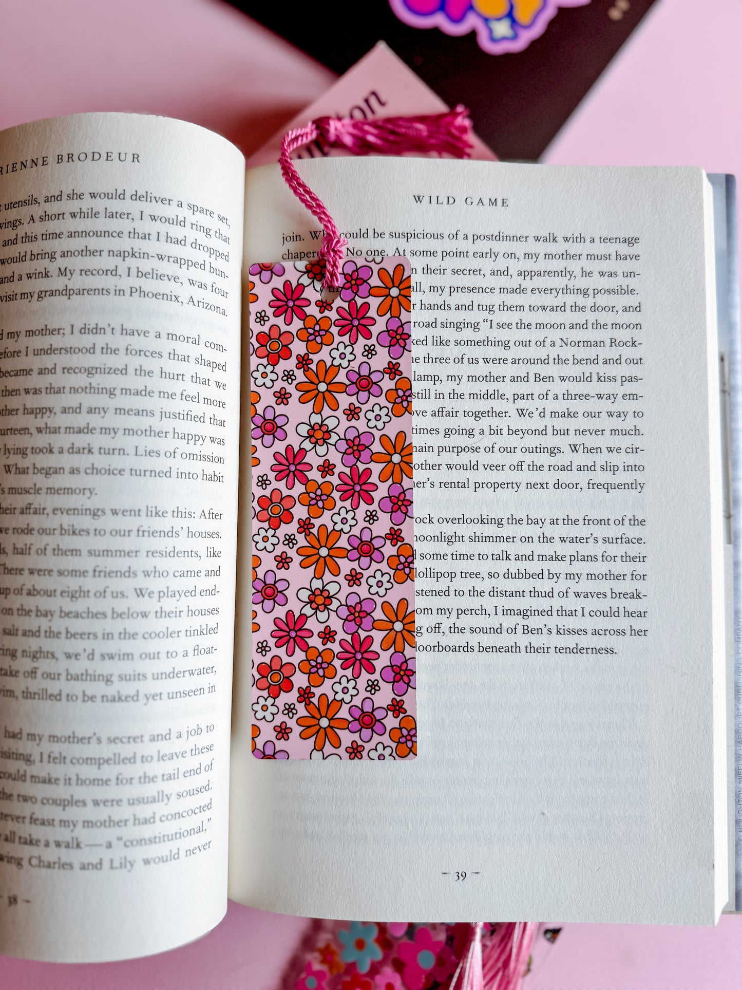 Retro Floral Aluminum Bookmark